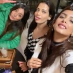 Madhurima Roy Instagram - Boxing Day shenanigans 📦 🥂 .. Chester, Cheshire