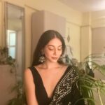 Madhurima Roy Instagram - Black is such a happy colour 🤫 Happy Diwali everyone 🪔