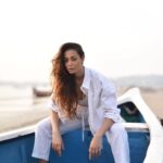 Madhurima Roy Instagram - Setting sail 🛶 .. Cz there ain’t no roads left in this city🤷🏻‍♀️ .. Captured by @lala_photuwale #portraitphotography #portraiture #smoothsailing #whiteonwhite #beachy #justbombaythings Versova, Mumbai
