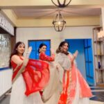 Maera Mishra Instagram – Our kinda kesariya ❤️ 
@bansalsmita_ @bee_vani_ 🌸
#bhagyalakshmi #kesariya #dance #trendingreels