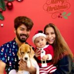 Mahat Raghavendra Instagram - CUTENESS ALERT 🚨 BABY SANTA 🤶🏻 in town @adhiyamanraghavendra 🤩❤️ Merry Christmas & happy holidays to everyone 🤗 @cocomahat @mishraprachi