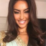 Mahek Chahal Instagram - A bit late to the game, but happy Diwali everyone 🪔💫🪔💫❤️