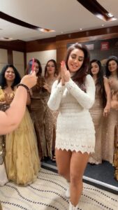 Mahek Chahal Instagram - @divaanjana fun loving girls dancing on my song Frm my movie #wanted #actor #dance #reel #woman #chiefguest #diva