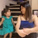 Mahhi Vij Instagram - Isko sab songs ke lyrics kaise pata hai 😝😝😝😝😝