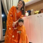 Mahhi Vij Instagram - #AachhoNaari ✨ Fierce, playful, and powerful💖 @mahhivij enjoying her celebratory time with daughter @tarajaymahhi in our Neria Gotapatti Suit set✨ Celebrate Diwali wearing Aachho and tag us using the #AachhoNaari ✨ Shop now from our website. www.aachho.com #aachho #diwalispecial #aachhonaari #diwaliwithaachho #mahhivij #diwaliparty #celebritycouple