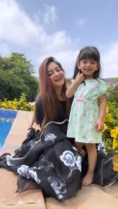 Mahhi Vij Instagram - My reel partner 
👗 @aachho