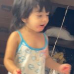 Mahhi Vij Instagram - Bacha ka pyaar 😻 never so cute 🥰 @aasthagill @badboyshah