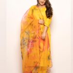 Mahhi Vij Instagram - Be bright Be happy Be Yellow 👗 @tashijaipur