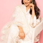 Mahhi Vij Instagram - Always dress up like it’s the best day of your life 👗 @172threads 📸 @ajay3005 👑 @prashant.photography