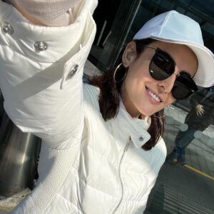 Mandana Karimi Instagram - Photo dump Amesterdam ♥️ 
.
.
.
.
آمستردام رفتید ؟ 😍 
#travel #takemeback #amesterdam #mandanakarimi #بازیگر #مدل