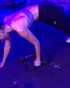 Mandana Karimi Instagram - When will I sweat like this again ??? 🙄😑😕 #missinggym #workout
