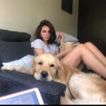 Mandana Karimi Instagram - #quarantine day whatever 🙄 😅 #mymain #puppylove Mumbai, Maharashtra