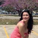Mannara Instagram - Dance makes my heart speak 💕⭐️ #summerdance #springsummer #danceoutloud #poolparty #usdiaries🇺🇸