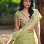 Mannara Instagram - इन आँखों के ……💚अफ़साने हज़ारों हैं🎵