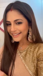 Megha Chakraborty Instagram - Love the song 🥰

#meghachakraborty #love #reels #reelsinstagram #reelsvideo #reelsindia #filmy #drama #actorslife #acting