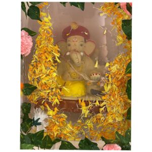 Megha Dhade Instagram - Lord Ganesh is our protector and our guide and on the auspicious occasion of Ganesh Visarjan, I wish He is always there to show us the right path and help us fight our troubles.
Ganapati Bappa Morya! Pudhchya Varshi lavkar ya! 🙏🏻🌺
#ganapatibappamorya  #ganapati2021 #family #festivals #ganeshchaturthi  #visarjan #meghadhade #meghasmagic