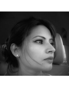 Megha Dhade Instagram - Challenge accepted @sai.lokur 🤗💕💕💕💕💕 #blackandwhite 🖤🤍📸