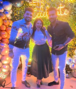 Megha Dhade Instagram - Any Caption needed ??? @shivthakare9 @vishhalnikam 😉😉😉