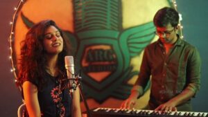 Mohana Bhogaraju Instagram - #HAPPY DAYS my favorite!!!
#AREY REY❤️
#Nostalgic!!! #LINK IN BIO!! Thank you so much @mickeyjmeyerofficial sir for the beautiful songs...
#vanamali garu
#karthik garu
#Hope you all like it!!
@argstudioshyd @junaidkumar_jk @arg_bhaibholte @sudhakar_sdk_ @gangz_09 @madhu_arzz @rovie_pranav_ @vinaysoundengineer Anna