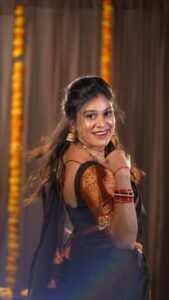 Mohana Bhogaraju Instagram - ❤️🖤
👗 : @vastra_suka ❤️
📸 : @chitranipictures 
💍 : @92.5puresilverwholesale