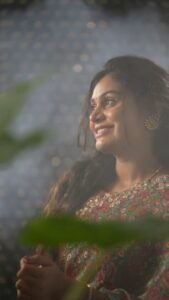 Mohana Bhogaraju Instagram - #Ela Ela❤️
One of my favourites!!

Programming: @bharath_manchiraju 
Mix&Master: @vinaysoundengineer anna
👗: @anvitha_collections 
💍: @loukyas_an_inch_of_gold 
📸: @chitranipictures