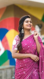 Mohana Bhogaraju Instagram - Emannavoo❤️

Saree: @anvitha_collections ❤️
📸: @_anupphotography
Guitars: @abhe888
Mix&Master: @vinaysoundengineer anna