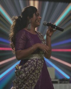 Mohana Bhogaraju Instagram - @iare_hyderabad What an Energy Guys!!
Thank you for all the Love!!❤️

Happy to Have Performed with You @mr.noelsean anna!!

Outfit: @anvitha_collections
📸: @teamartviewworks @khaja.nature