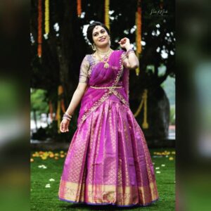 Mohana Bhogaraju Instagram - WISH YOU ALL HAPPY DUSSEHRA!!
👗: @dhrithi_by_pavani 
💍: @loukyas_an_inch_of_gold
Hair: @dp_bridal_makeovers 
📸: @suchi_k_naidu