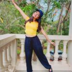 Mugdha Chaphekar Instagram - It’s a perfect day to appreciate what you have. . . #lifeisbeautiful #perspective #beautiful #love #mugdhachaphekar #goodmorning