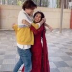 Mugdha Chaphekar Instagram - Some Pranbir fun!!! @kaul_me 🙌 #Pranbir #Prachi #Ranbir #KumkumBhagya Stay Tuned guys! Monday to Friday 9pm @zeetv Mumbai, Maharashtra