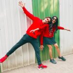 Mugdha Chaphekar Instagram - While Prachi and Ranbir fight, Mugdha and Krishna click pictures 😄 for all you wonderful Pranbirians💃🏻 Happy Weekend! @kaul_me #prachi #ranbir #pranbir #kumkumbhagya Stay tuned for new twists!
