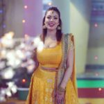 Munmun Dutta Instagram - ❤️❤️ . . #munmundutta #picturesoftheday #postoftheday #festivewear #festivevibes #tmkoc #diwalivibes #diwalioutfit #indianwear #traditionalwear #behindthescenes #behappy #shootlife #workmode