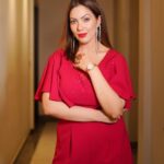 Munmun Dutta Instagram - Thank you BIKANER for the warm welcome. . Outfit @poojapeshoriaofficial Styled by @stylingbyvictor @sohail__mughal___ Earrings @rubansaccessories Assisted by @_jadejachintal_ . . Managed by : @redcherrytalent @afreenriaz @shethkeyura . . #munmundutta #eventnight #aboutalook #aboutlastnight #ootn #rajasthan