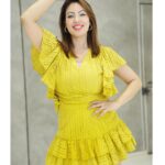 Munmun Dutta Instagram - Live Life In Warm Yellows 💛 . . @stylingbyvictor @sohail__mughal___ . . #munmundutta #postoftheday #yellowaesthetic #ootd #happiness