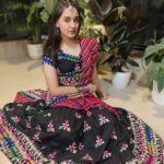 Naisha Khanna Instagram - festive season🥳🫶🏻✨ #navratri2022