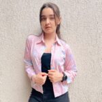 Naisha Khanna Instagram - his prettiest problem <3 👚 @elefadofficial #collab