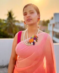 Nanditha Jennifer Thumbnail - 4.9K Likes - Most Liked Instagram Photos