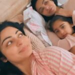 Neeru Bajwa Instagram – 😂😂😂😂😂 #reelmood #snowedin #nani #momhouse #sisters #introducing @bajwasabrina first #reel! 🙌❤️