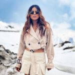 Nia Sharma Instagram - Quite an Uphill Task to Reach these Mountains ⛰️ but Sooooooo Damn worth it… #changulake #ropeway🚠 #tsomogolake Changu Lake, Sikkim