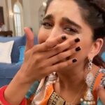 Nimrit Kaur Ahluwalia Instagram - // me everyday 🤷🏻‍♀️ also, me & @mesmahirising goofing around on most days 🐒 #bts #instagramreels #nimritahluwalia