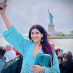 Nimrit Kaur Ahluwalia Instagram - always taking it a little too seriously 🤷🏻‍♀️🗽 #nyc #liberty
