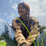 Nimrit Kaur Ahluwalia Instagram - sunshine, love and faith 🌻