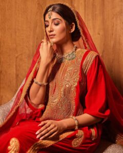 Nimrit Kaur Ahluwalia Instagram - On the cover of @fablookmagazine Wearing this suit from @tul_palav and jewels from @jiadiamonds styled by @milliarora7777

Editor & Founder @milliarora7777 @ankkit.chadha2222
Mua @meerabhandarimakeovers
Hair @amuthevar
Assistant stylist @styled_by_tanisha
Shot by @tanvivoraphotography
Location courtesy @westinmumbaipowai
PR @picturenkraftofficial @parulchalwa9