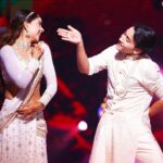 Niti Taylor Instagram - Once in a while, in the middle of an ordinary life, love gives us a fairy tale 💕 We would like to dedicate our performance to one of the most special fairy tales in the making @aliaabhatt & Ranbir Kapoor ... We love you both 💖 Tonight only on @colorstv At 8pm jhalak dhiklaja 🥳 Voting lines open from Saturday 8pm to Monday 10am! Please please voteeee for me 🗳 Voot.com, Voot app and myjio app Always standing strong with @paldenlama @rutuparekh92 ❤️🥰 Looking pretty in @iamkenferns Makeup @glambysalman @smitapandit_official Hair @hairstylist_jennny
