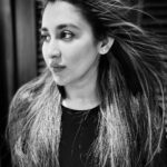 Oindrila Sen Instagram - Mondays are for fresh starts 🖤