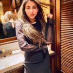 Oindrila Sen Instagram - Let the stress of the week go & njoy the weekend bcz it’s FRIDAY 👯‍♀️