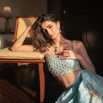 Palak Tiwari Instagram - You know the thing about diamonds is, they’re very easy to love 💎❤️ @bsagoldanddiamonds @sohail__mughal___ @stylingbyvictor @houseofneetalulla