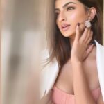 Palak Tiwari Instagram - A winter rose