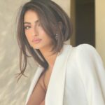 Palak Tiwari Instagram - A winter rose