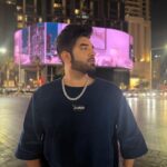 Paras Chhabra Instagram - Downtown Dubai 💰💸 Lurid x Abra ka Dabra @pitch.gray @collectlurid #paraschhabra #parasarmy #downtowndubai #dubai #burjkhalifa